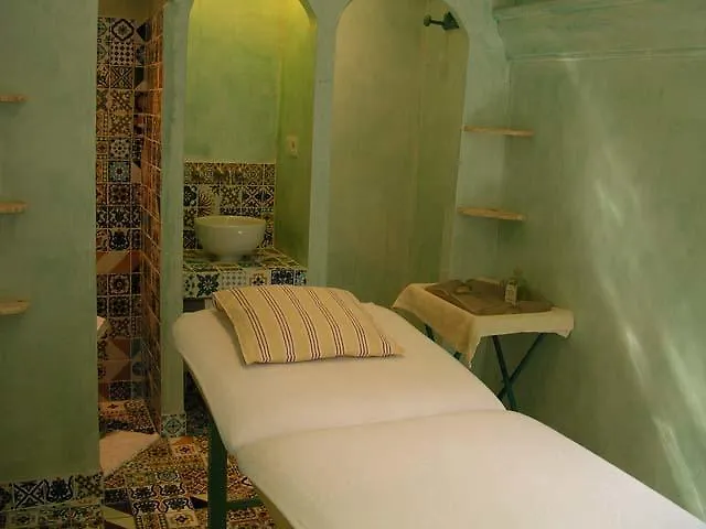 ***  Une Autre Maison Hotel Nyons France